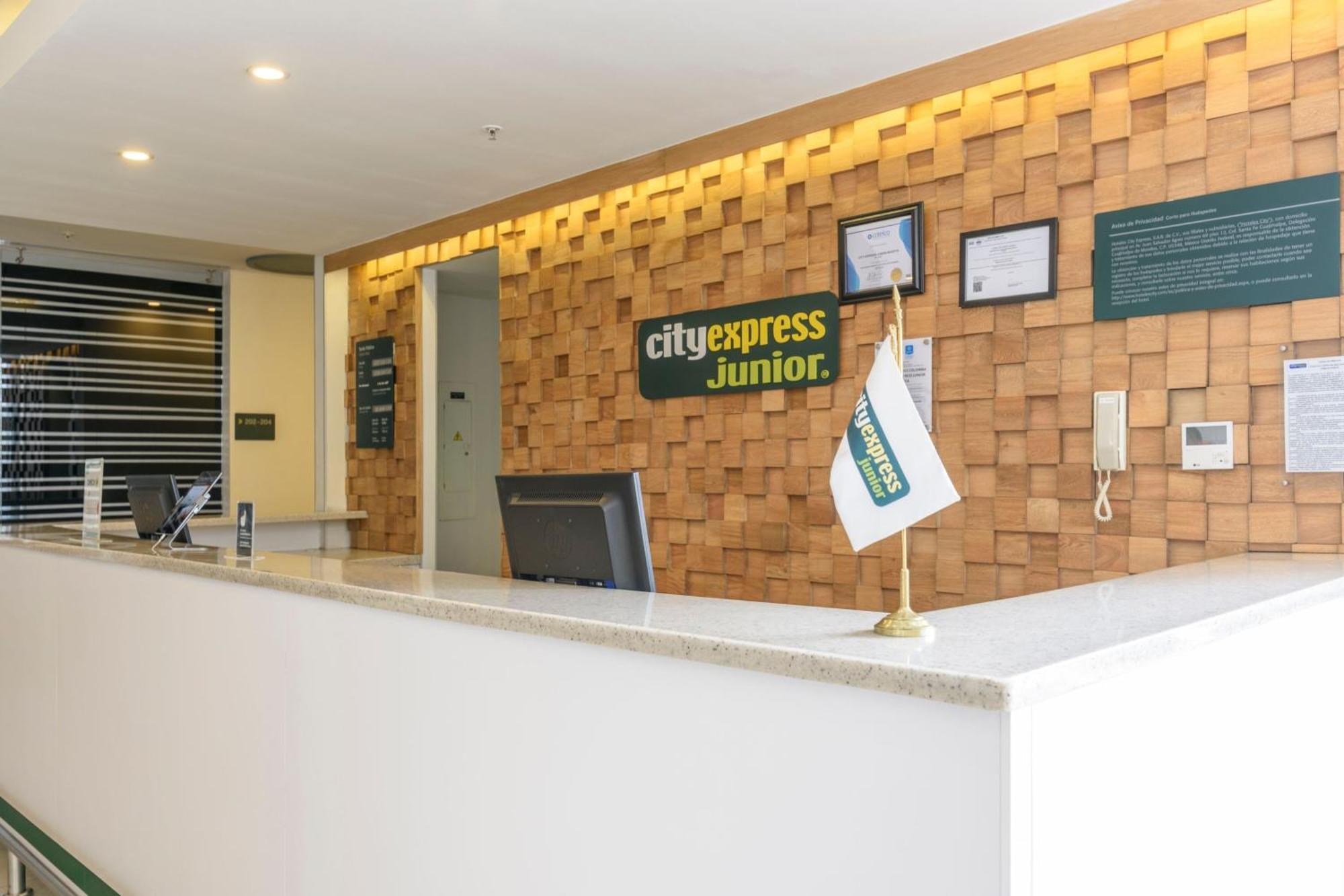 City Express Junior By Marriott Bogota Aeropuerto Exterior foto